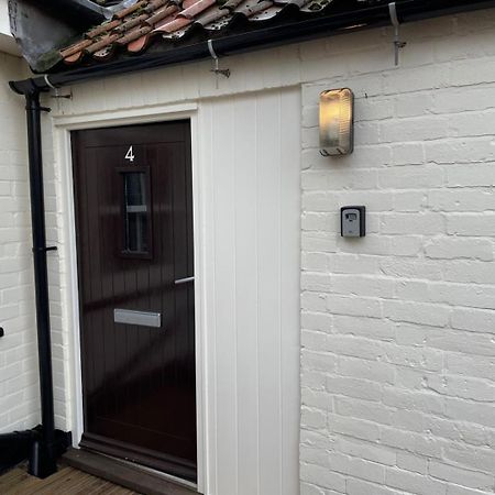 Apartamento Pass The Keys Cosy Flat In The Town Centre Sleaford Exterior foto